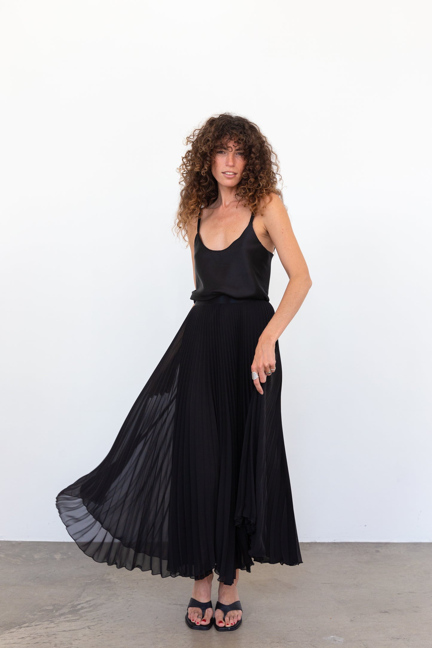 DOUBLE LAYER CHIFFON SKIRT BLACK