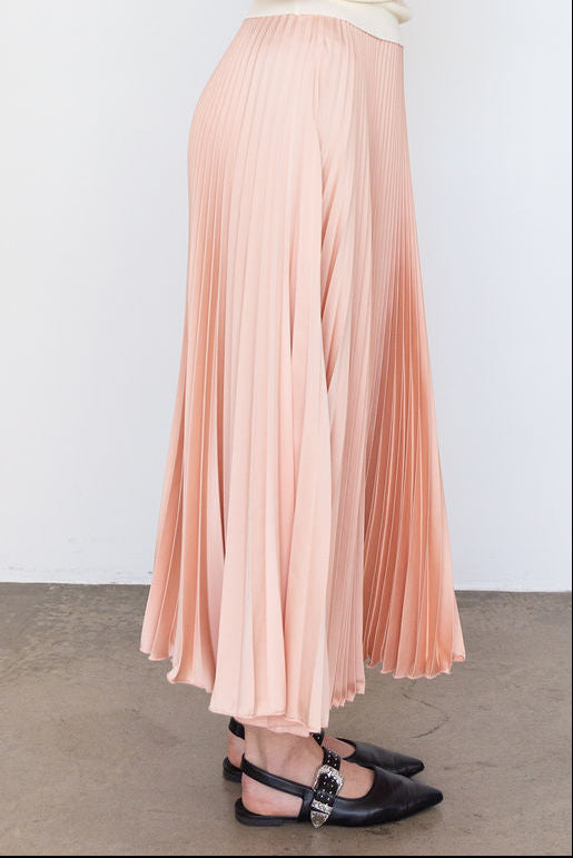 CLASSIC SATIN SKIRT MIDI IN SUMMER PINK