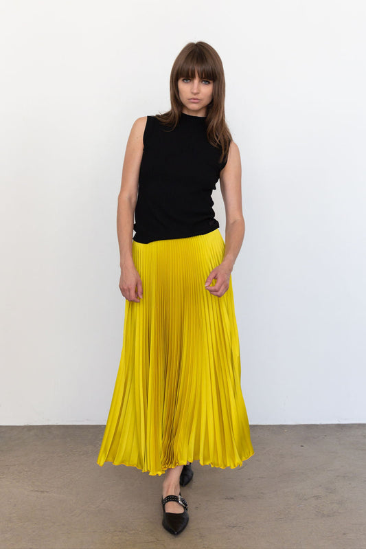 CLASIC SATIN SKIRT MIDI IN CHARTREUSE