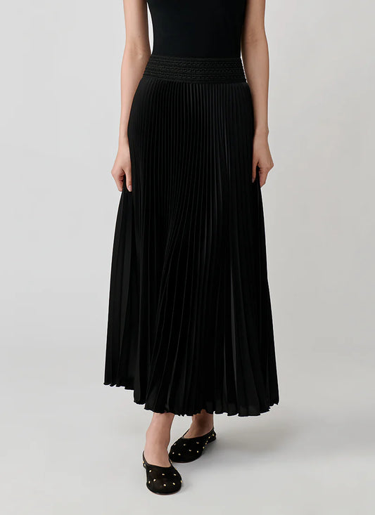 CLASSIC SATIN MIDI SKIRT IN BLACK