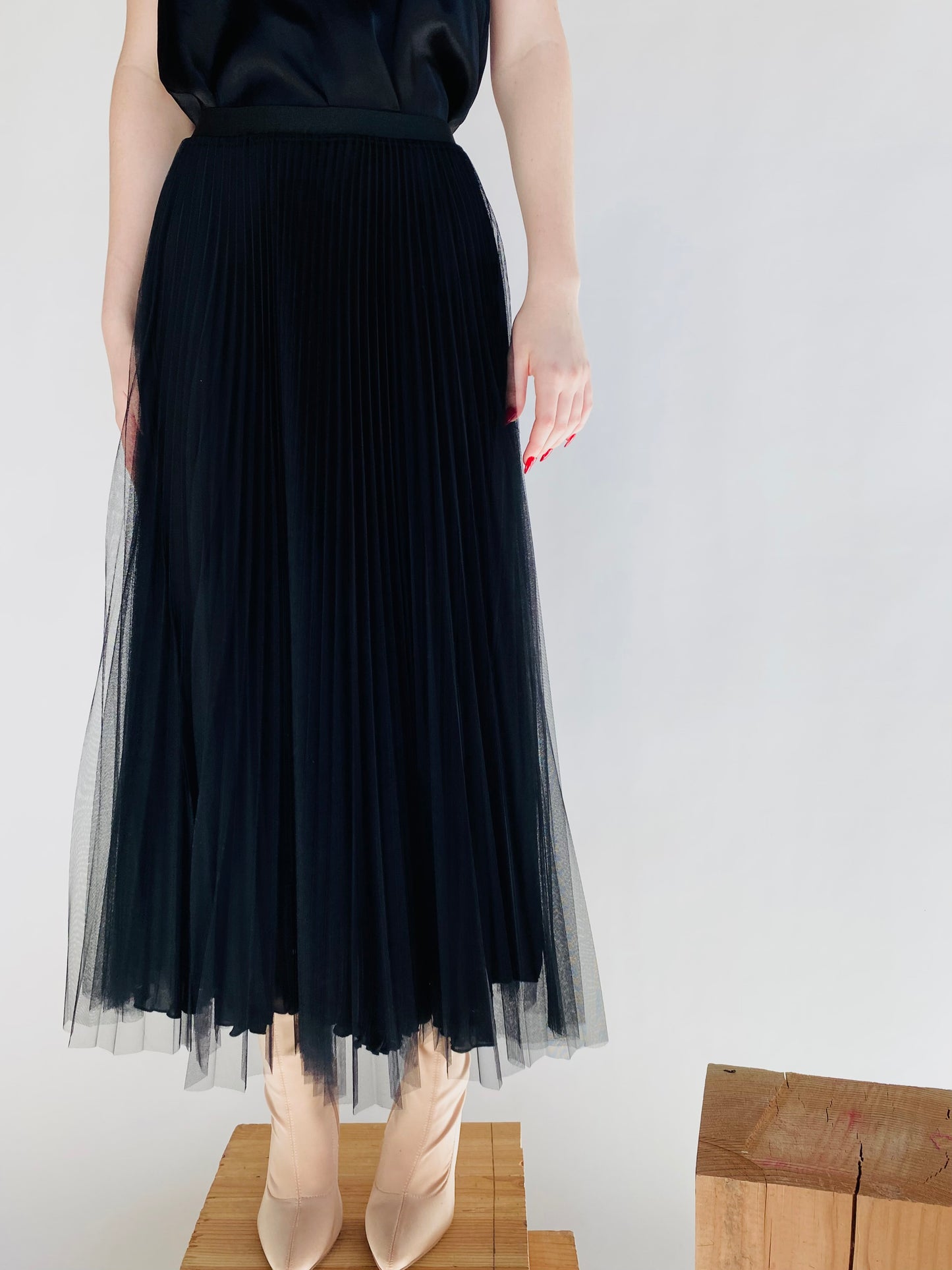 TULLE TUX SKIRT