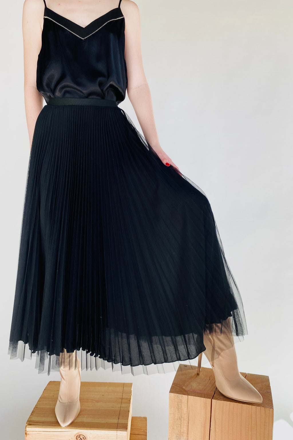 TULLE TUX SKIRT