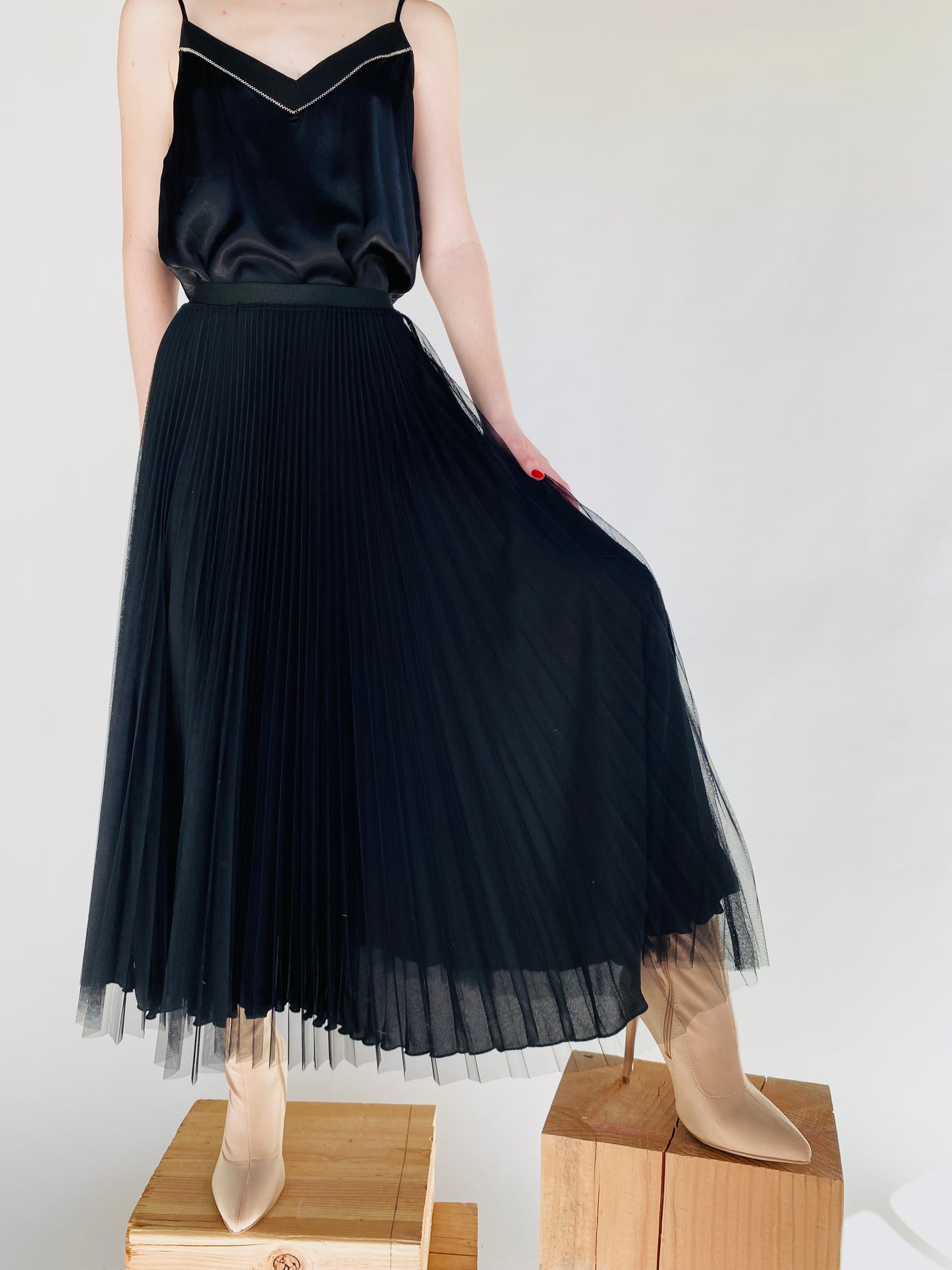 TULLE TUX SKIRT