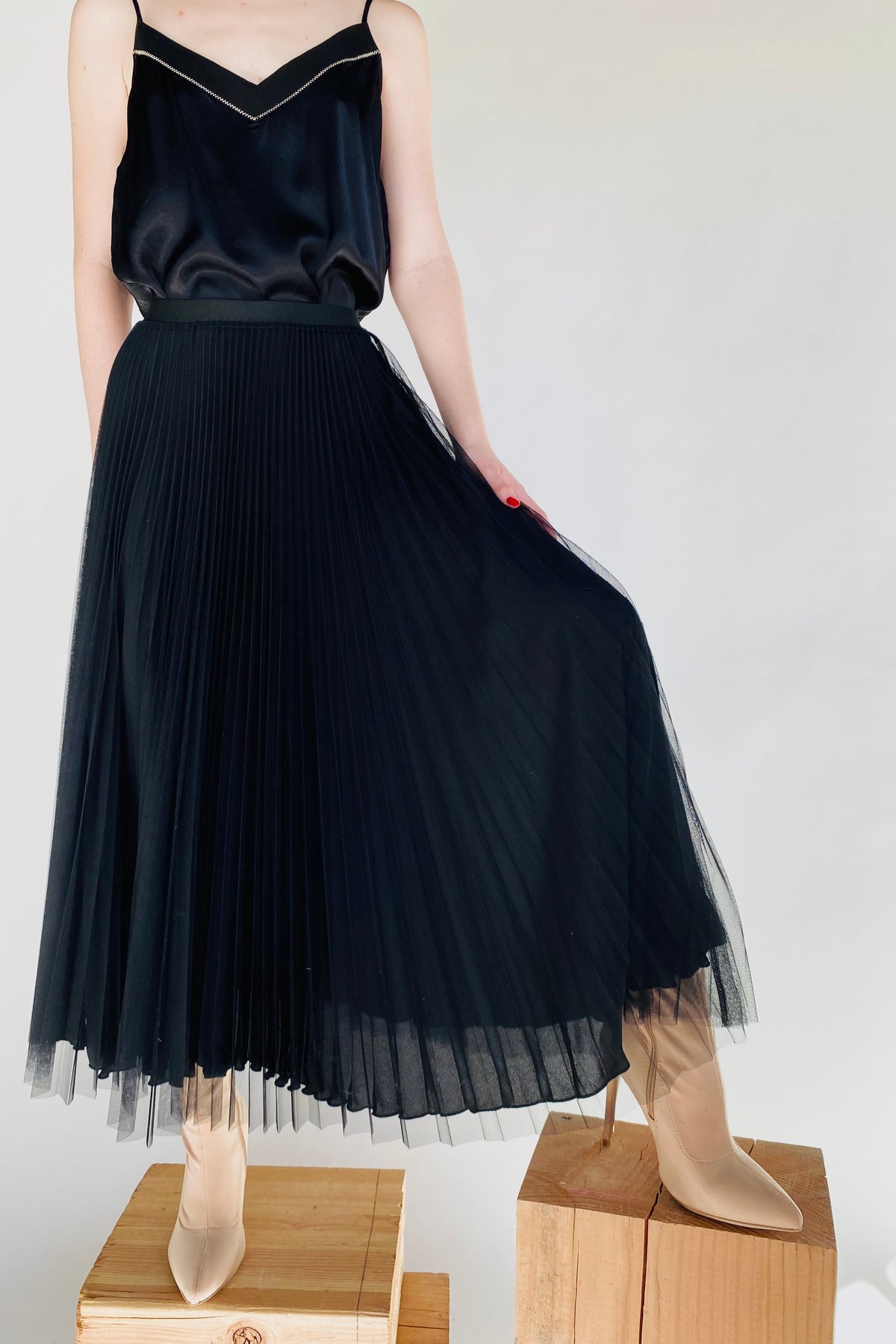 TULLE TUX SKIRT